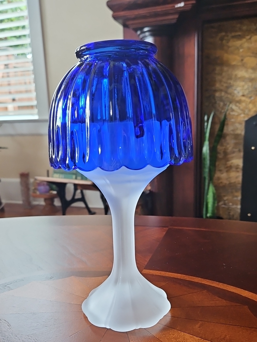 Vtg L.E. Smith/PartyLite Cobalt Blue Glass Regency Goth Fairy Lamp Candle Holder